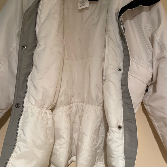 Fera ski jacket, size 8, gently used, white - Picture 6 of 6